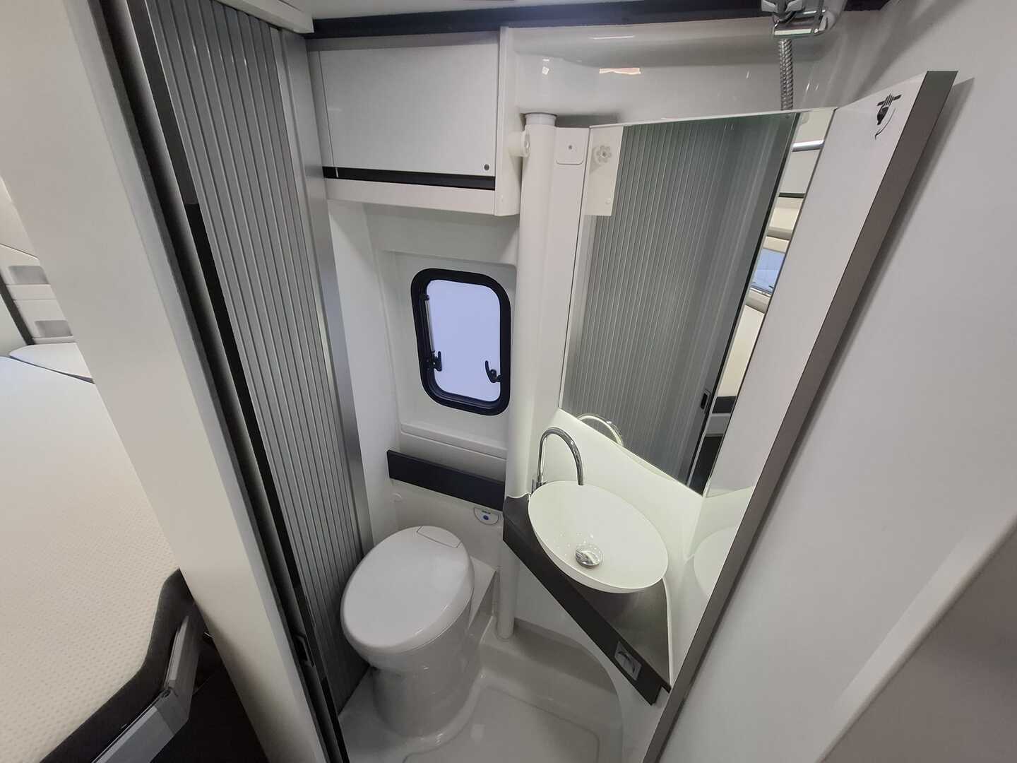 ADRIA Twin Supreme 640 SGX 2020