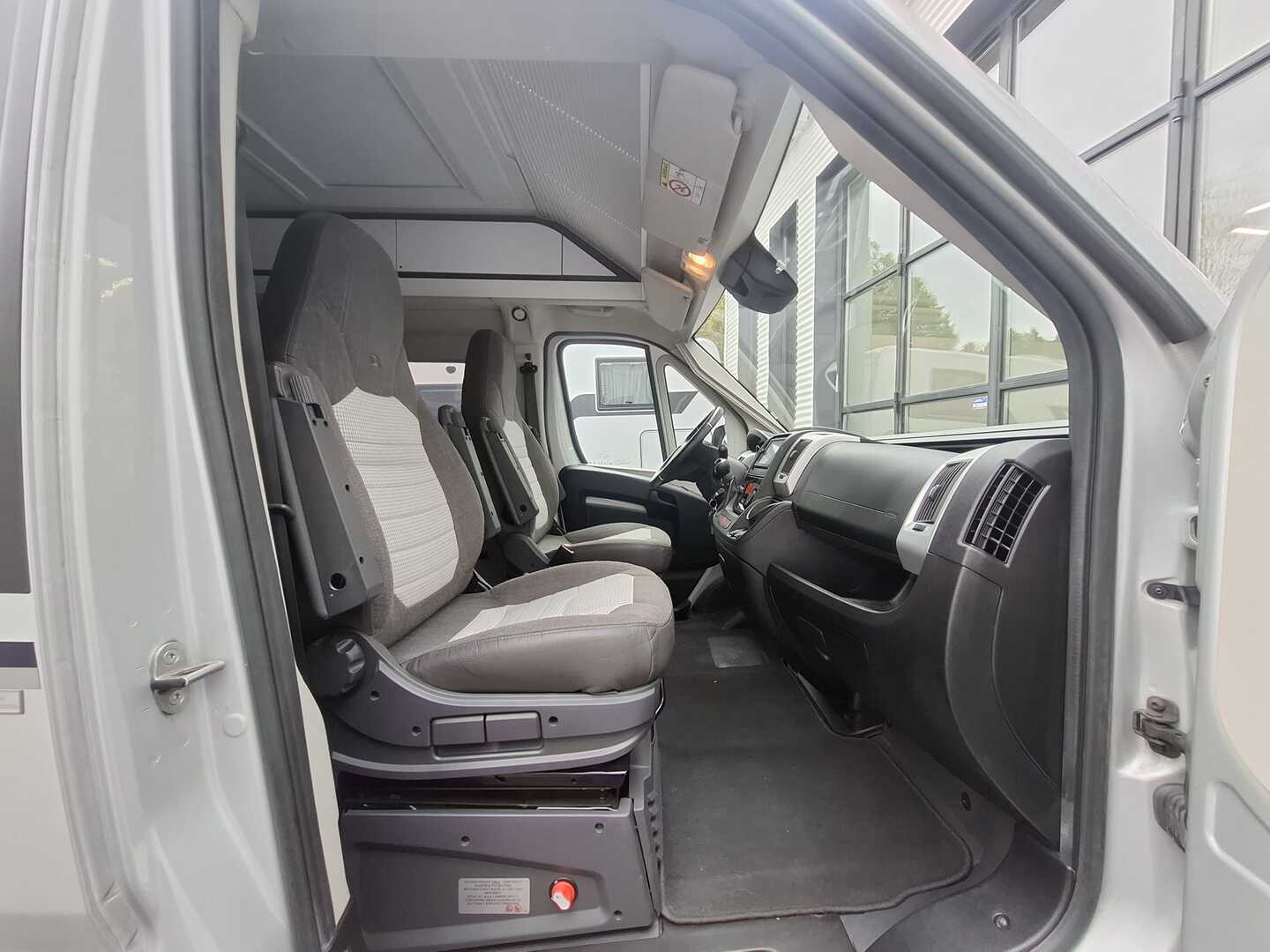 ADRIA Twin Supreme 640 SGX 2020