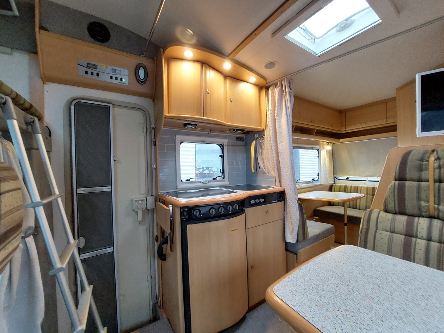 DETHLEFFS Globetrotter A 5820 2003