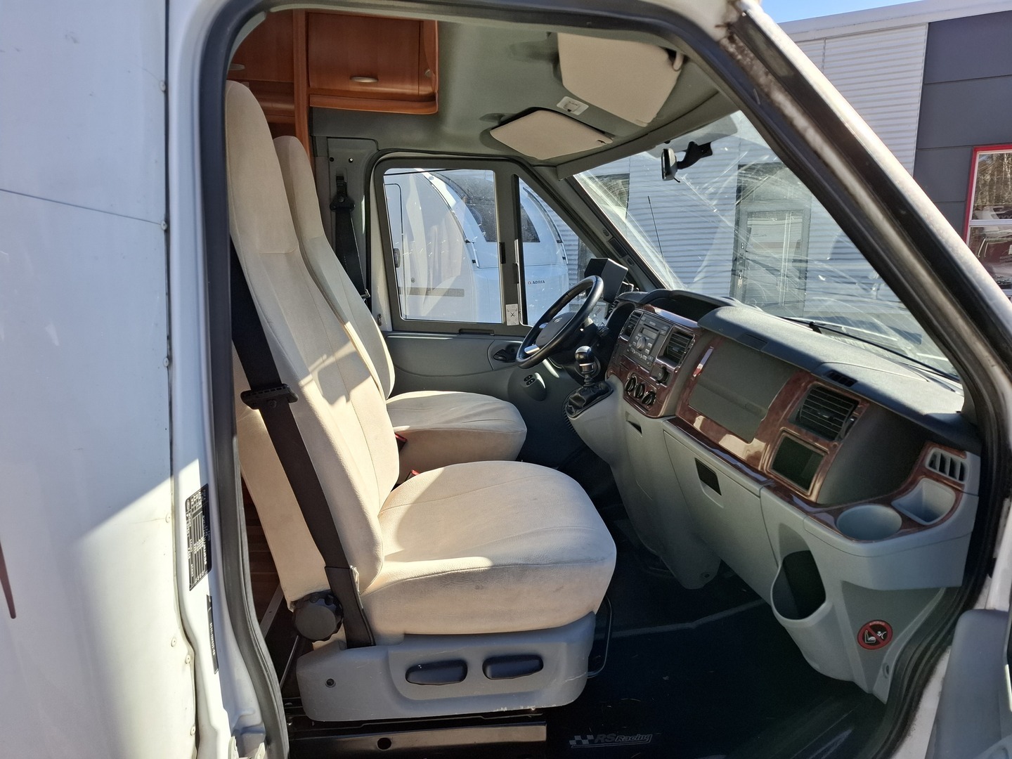 HOBBY T 500 GESC VAN Exclusive 2008