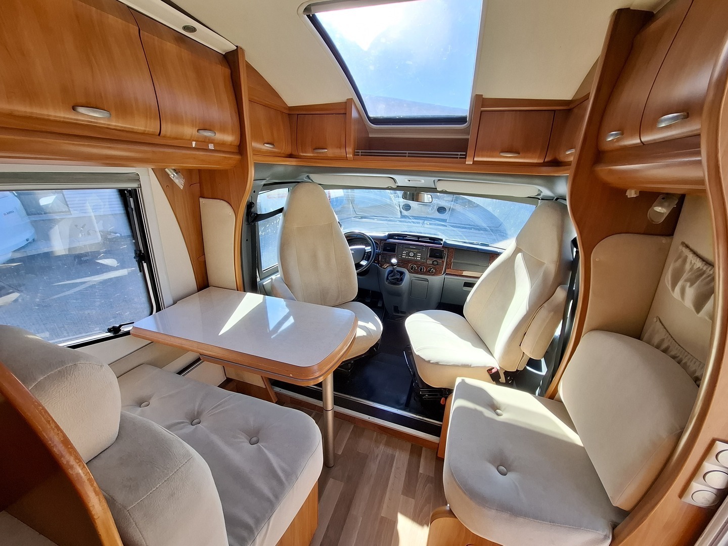 HOBBY T 500 GESC VAN Exclusive 2008