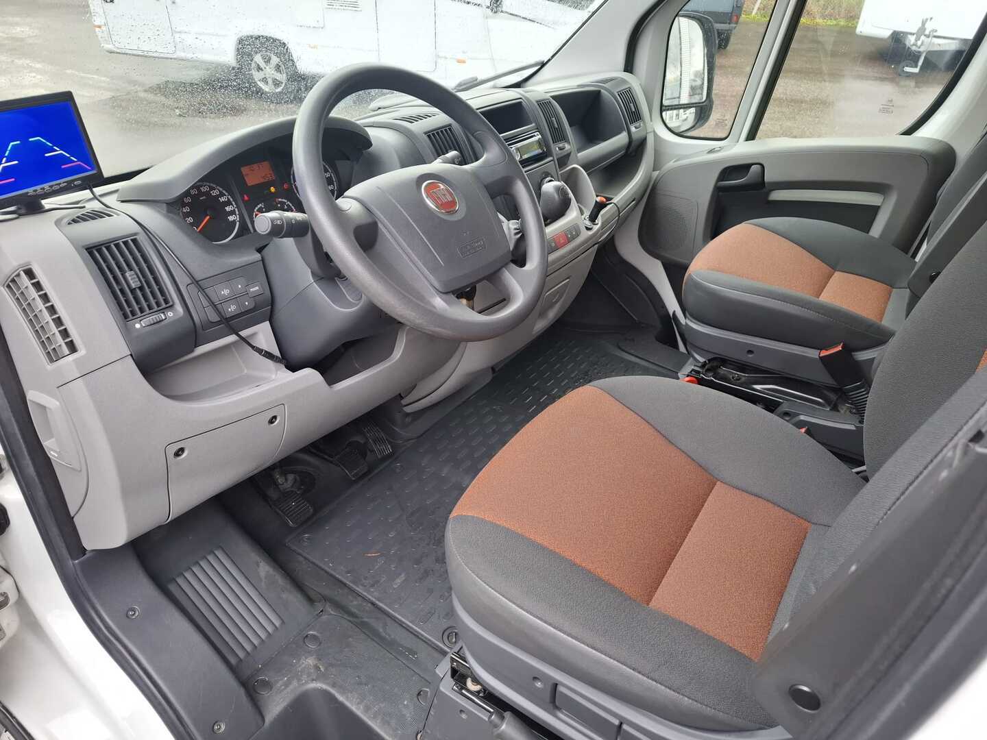 ELNAGH Duke 420 L 2009