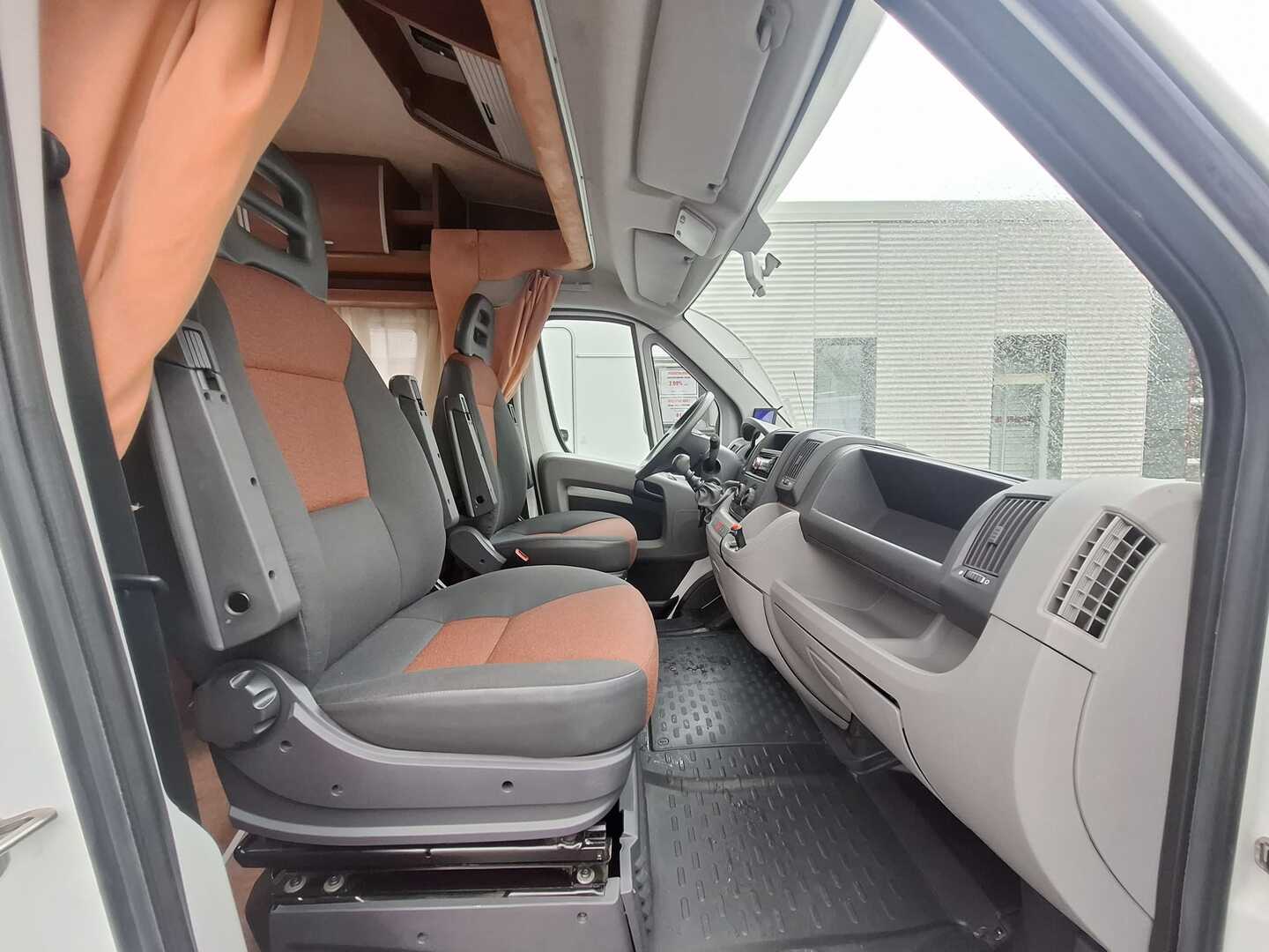 ELNAGH Duke 420 L 2009