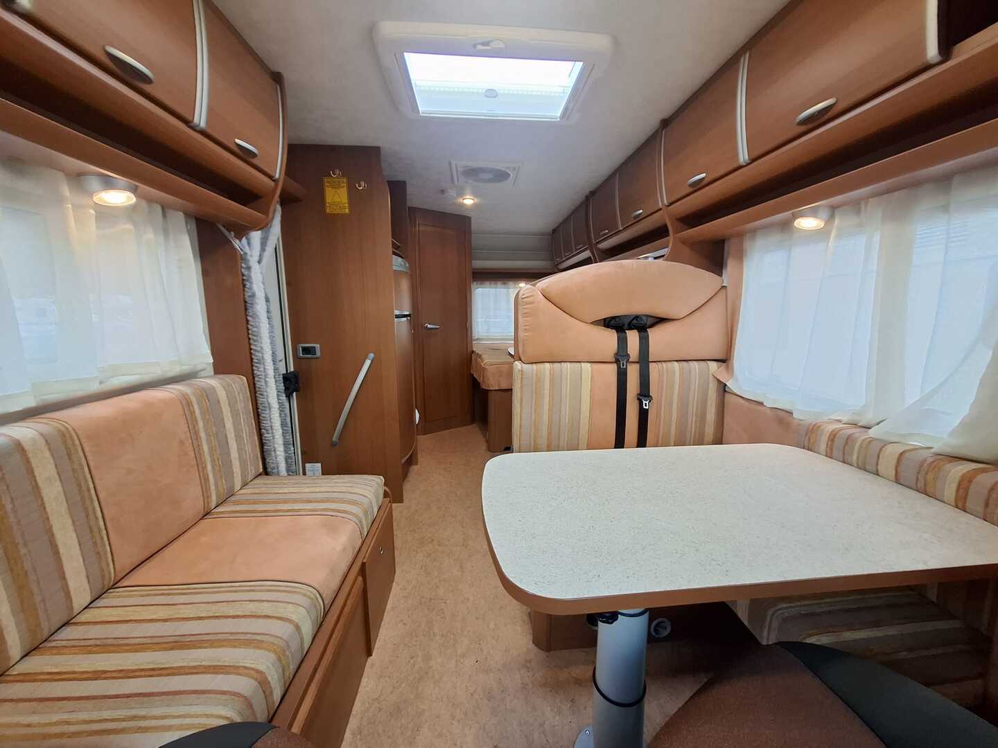 ELNAGH Duke 420 L 2009