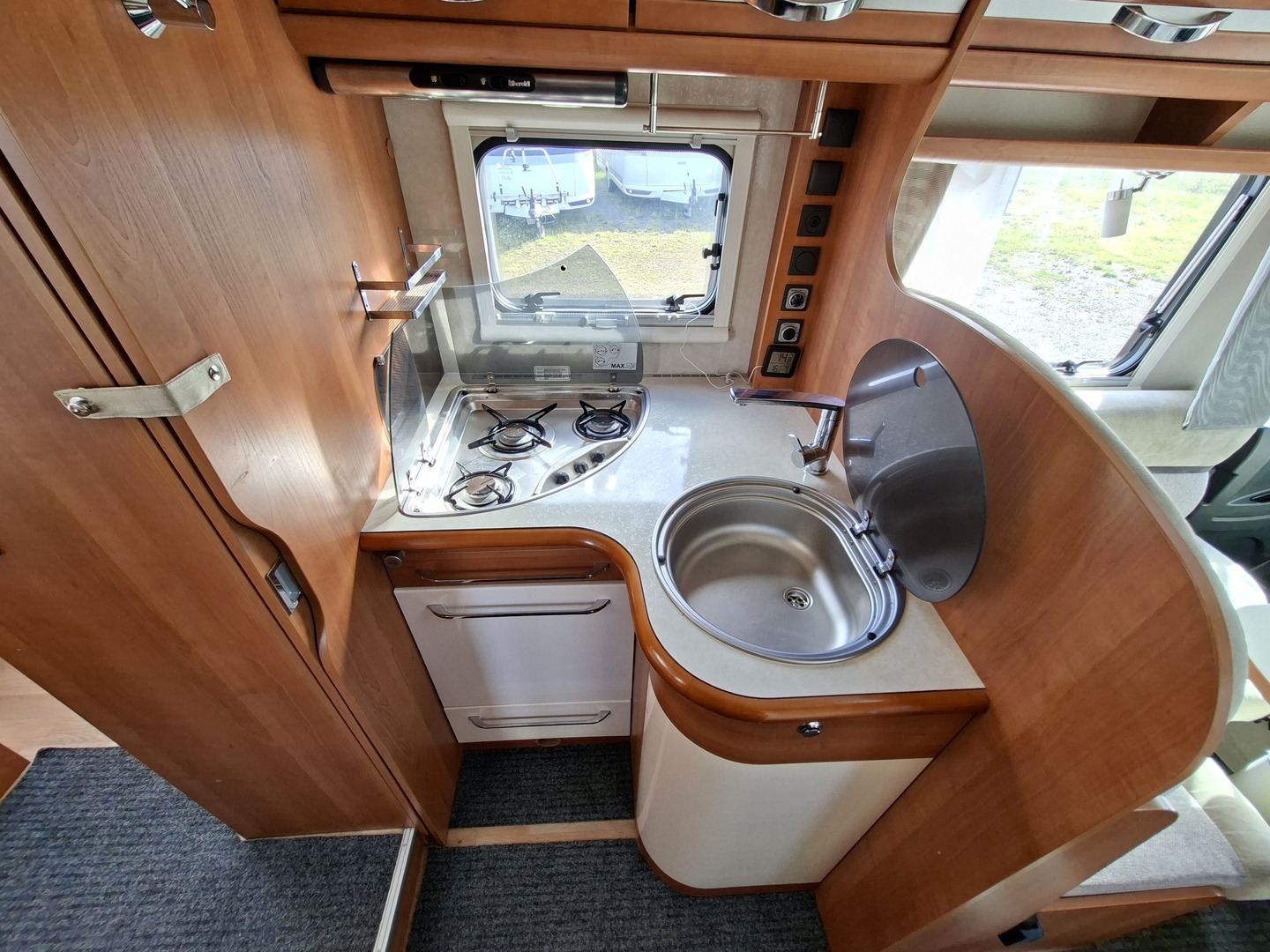 RAPIDO 891M 2014