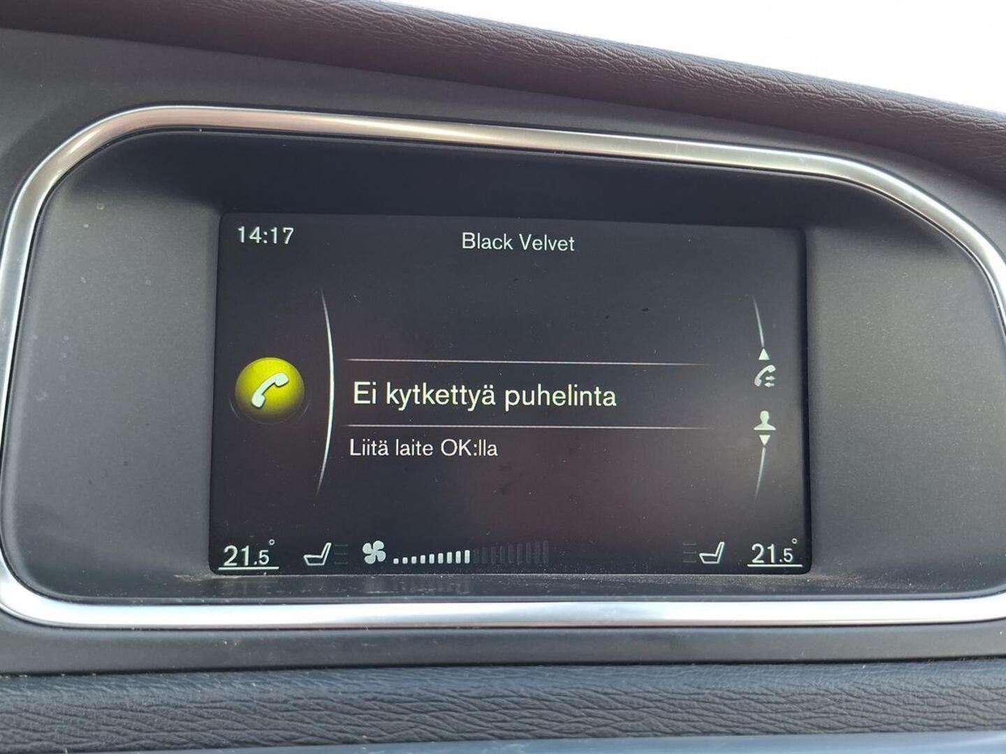 VOLVO V40 Cross Country 2015