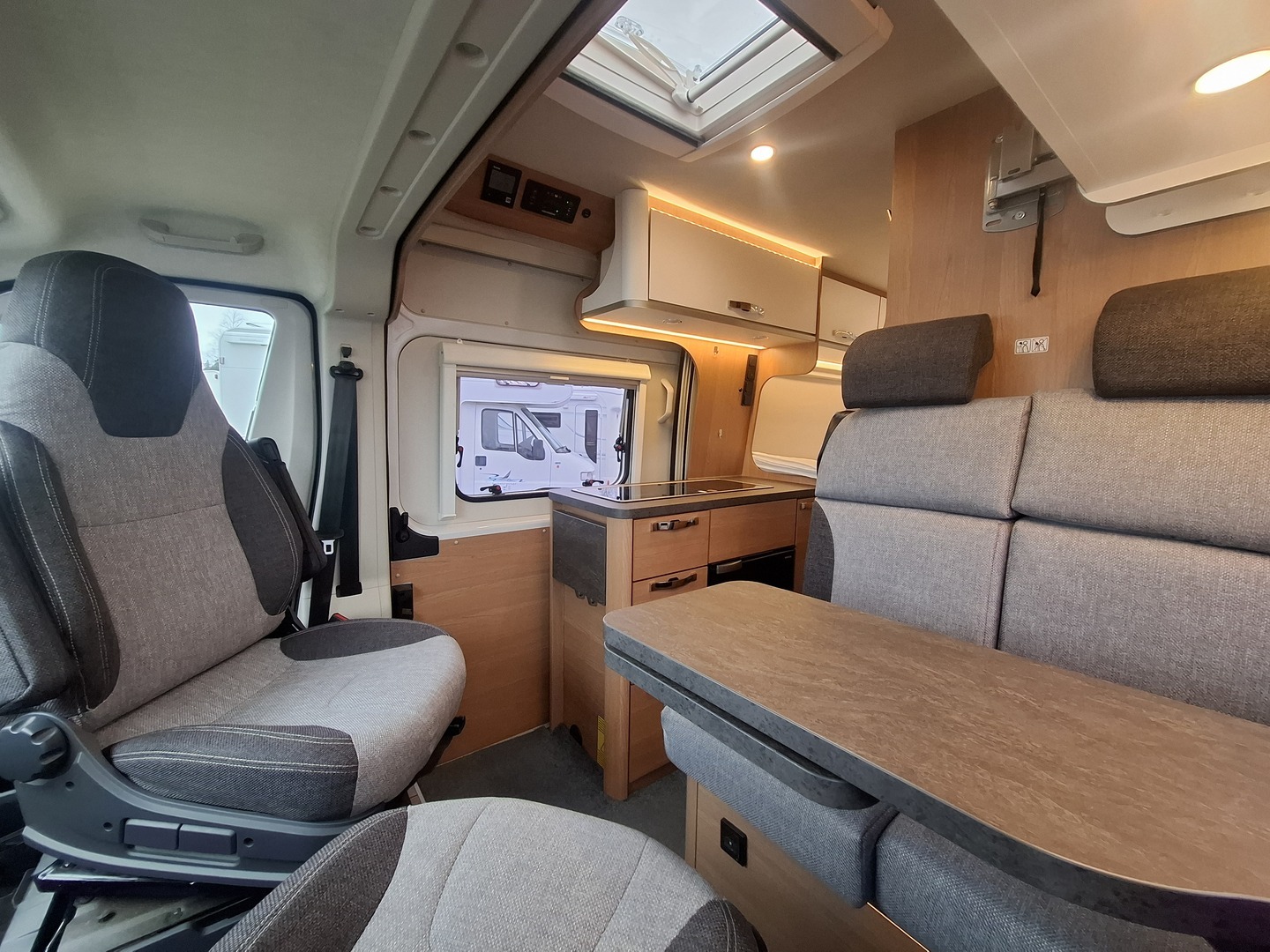 WEINSBERG CaraBus VAN 600 ME 2023