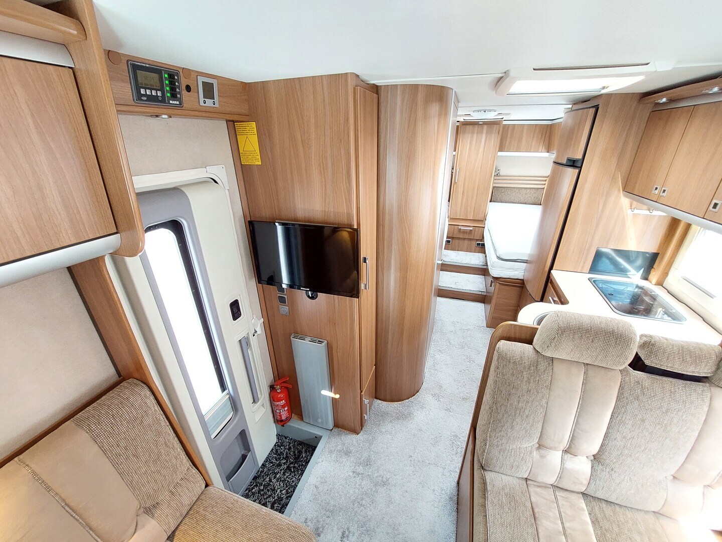 KABE Travel Master 740 LB 2011