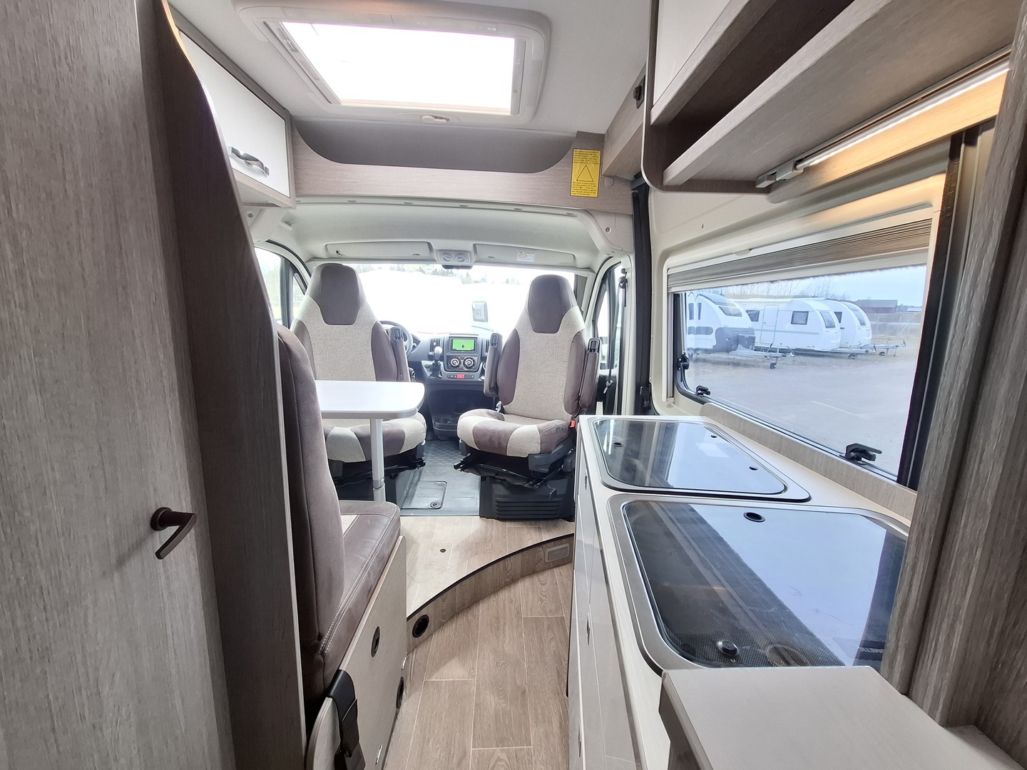 PÖSSL 2 WIN 640 VAN 2018
