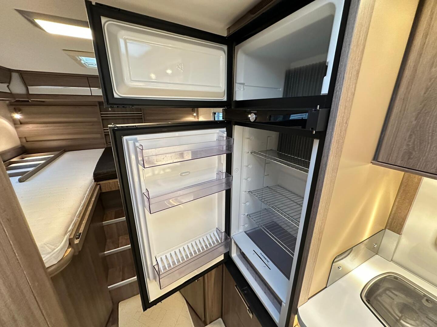 KABE Travel Master Classic 740 LGB 2021