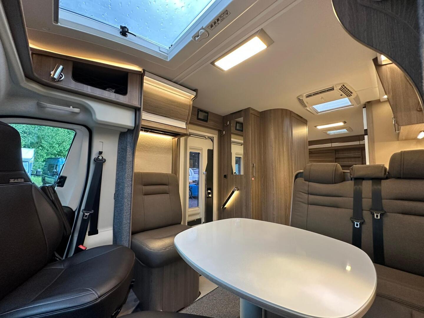 KABE Travel Master Classic 740 LGB 2021