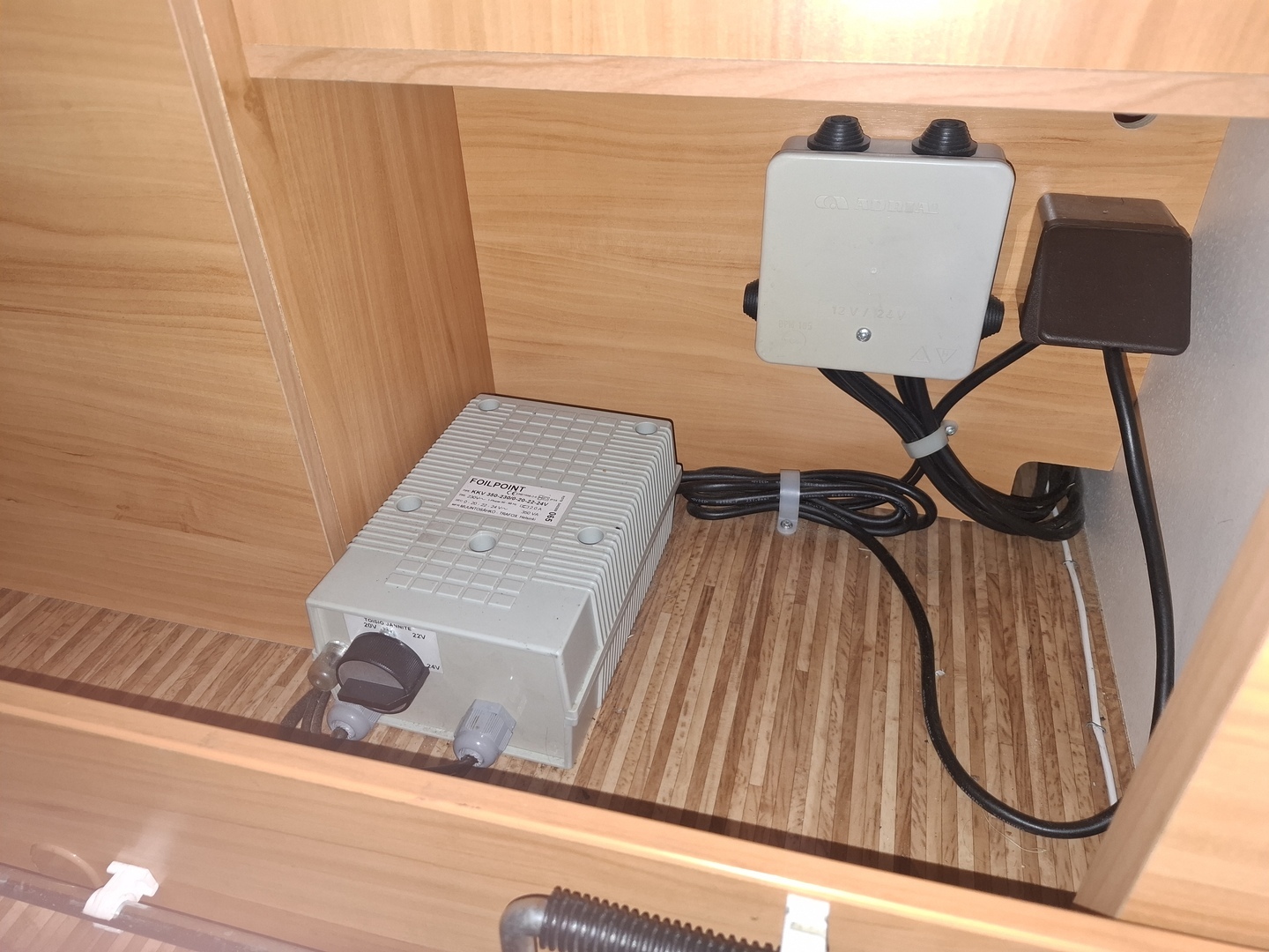 ADRIA Coral Plus 670 SL 2010