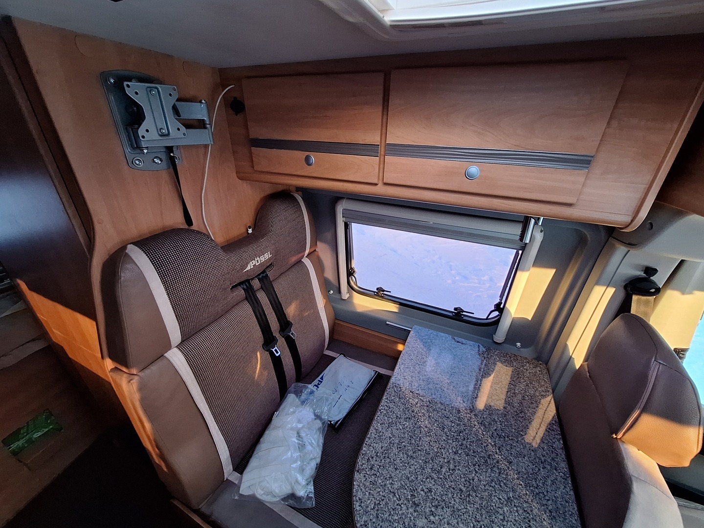 PÖSSL 2 WIN VAN 600 2014