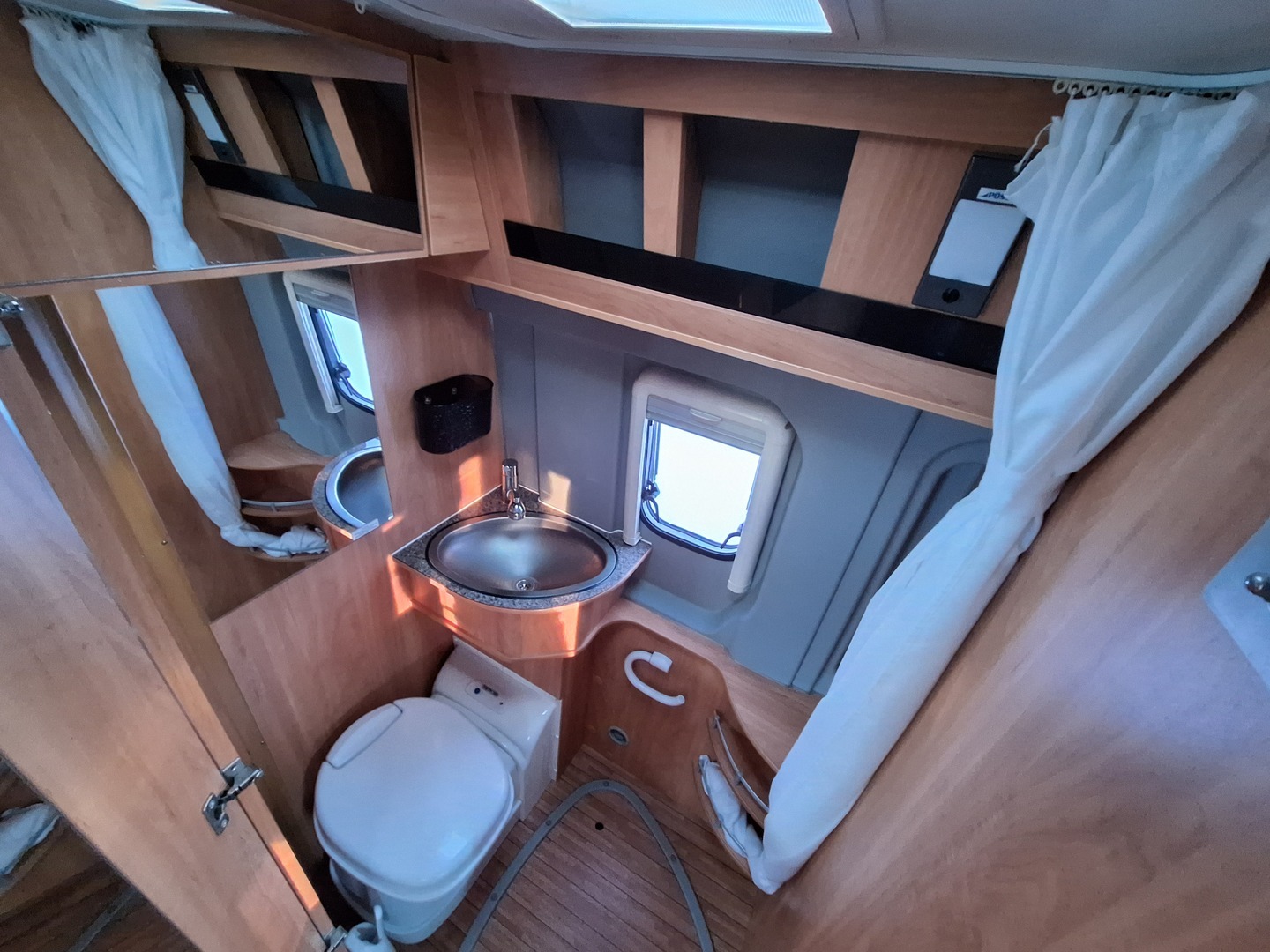 PÖSSL 2 WIN VAN 600 2014