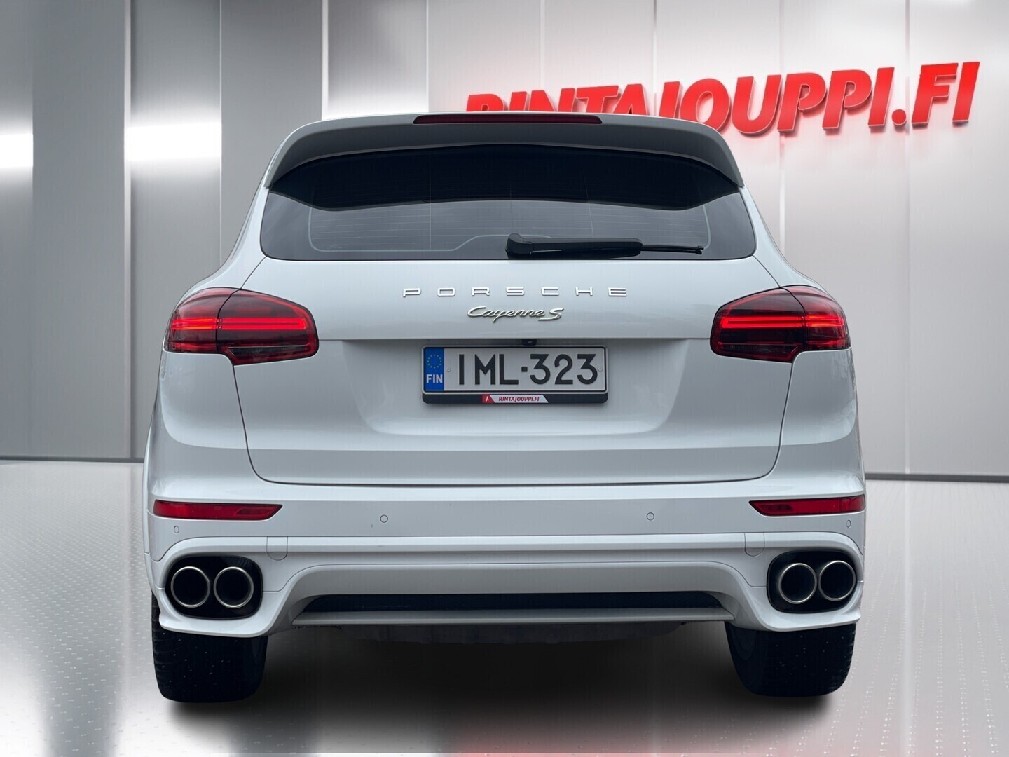 PORSCHE Cayenne 2016
