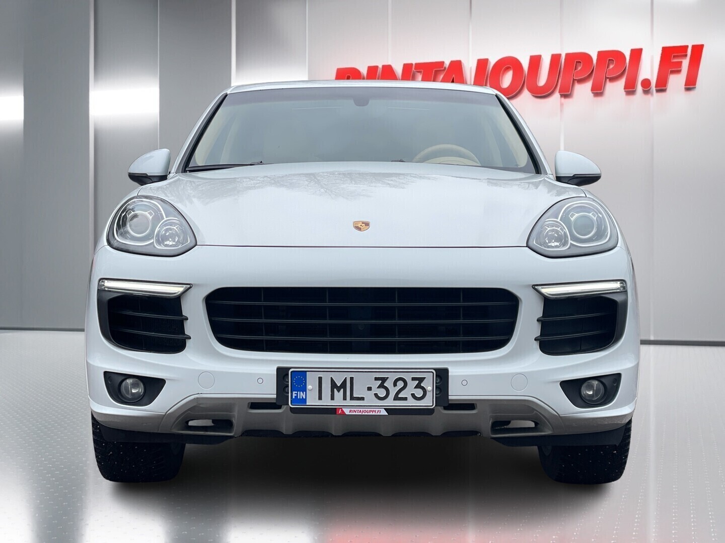 PORSCHE Cayenne 2016
