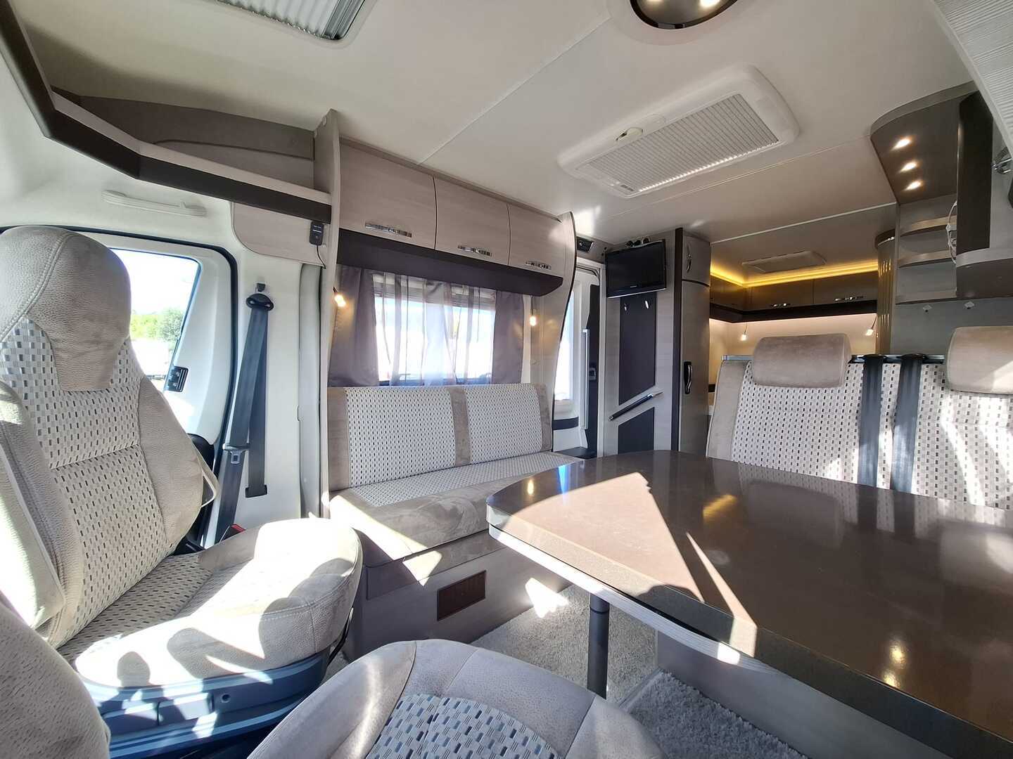 HOBBY Optima De Luxe T65 FL 2018