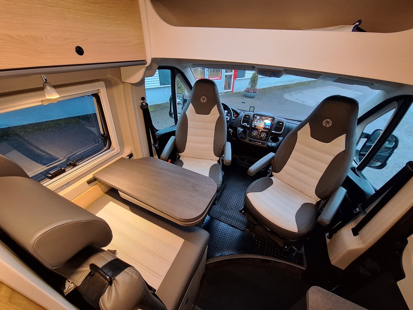 SUNLIGHT Cliff VAN 540 2023