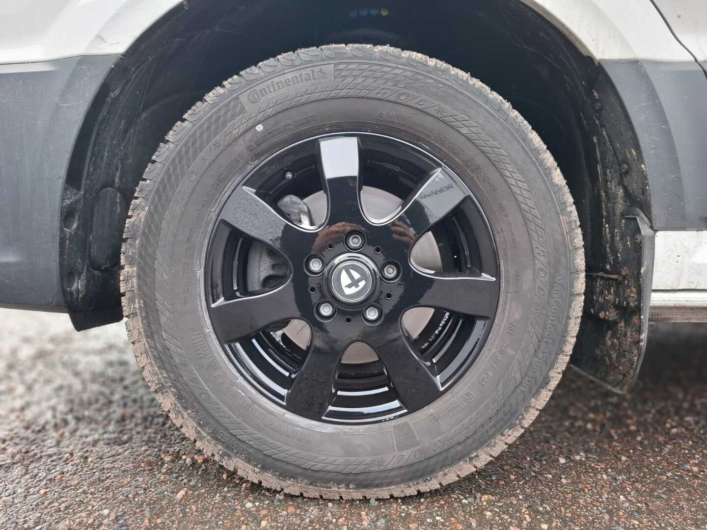 VOLKSWAGEN GRAND CALIFORNIA 600 2023