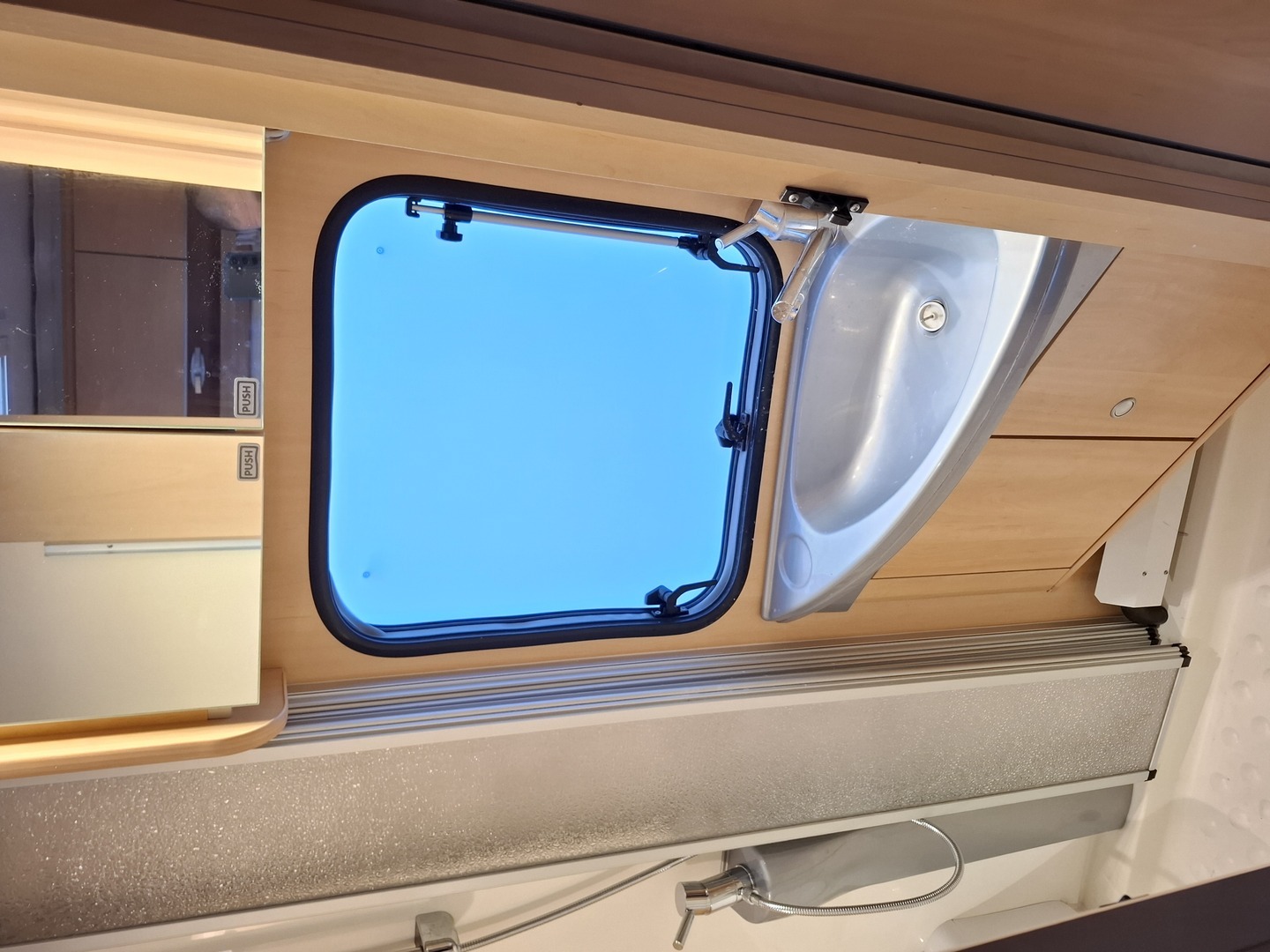 DETHLEFFS T6541 2008