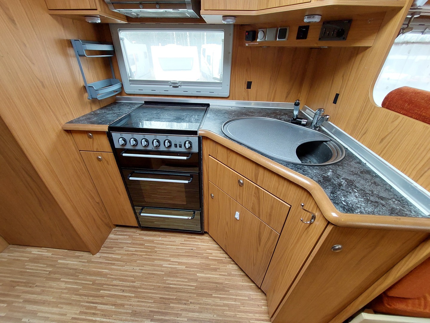 BÜRSTNER Argos A 747 2007