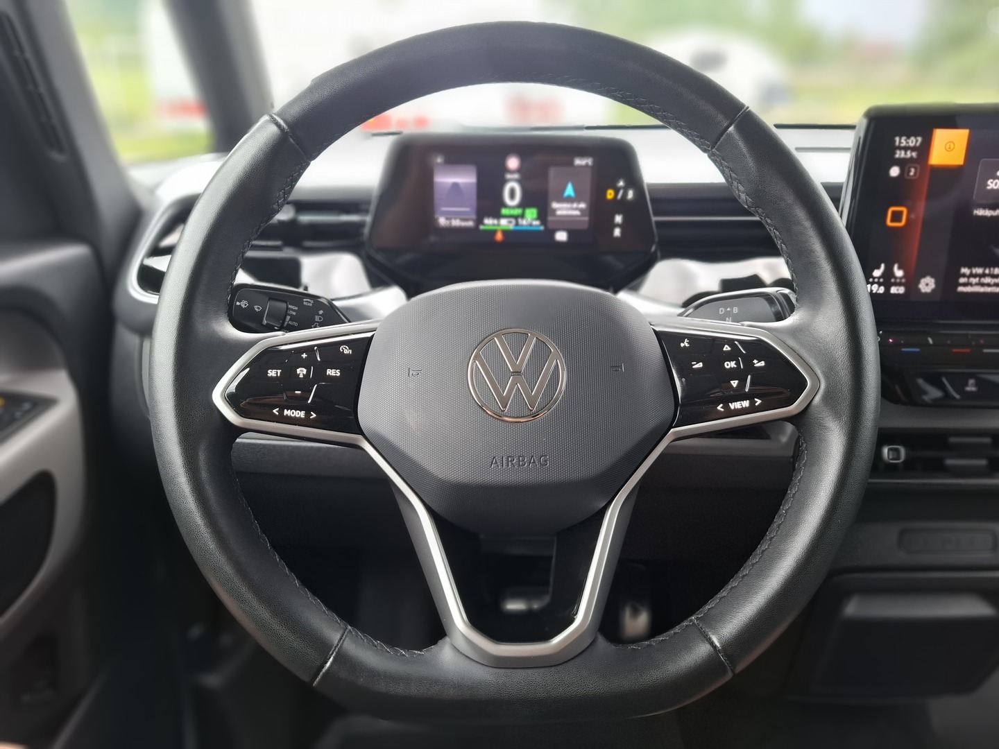 VOLKSWAGEN ID. Buzz 10