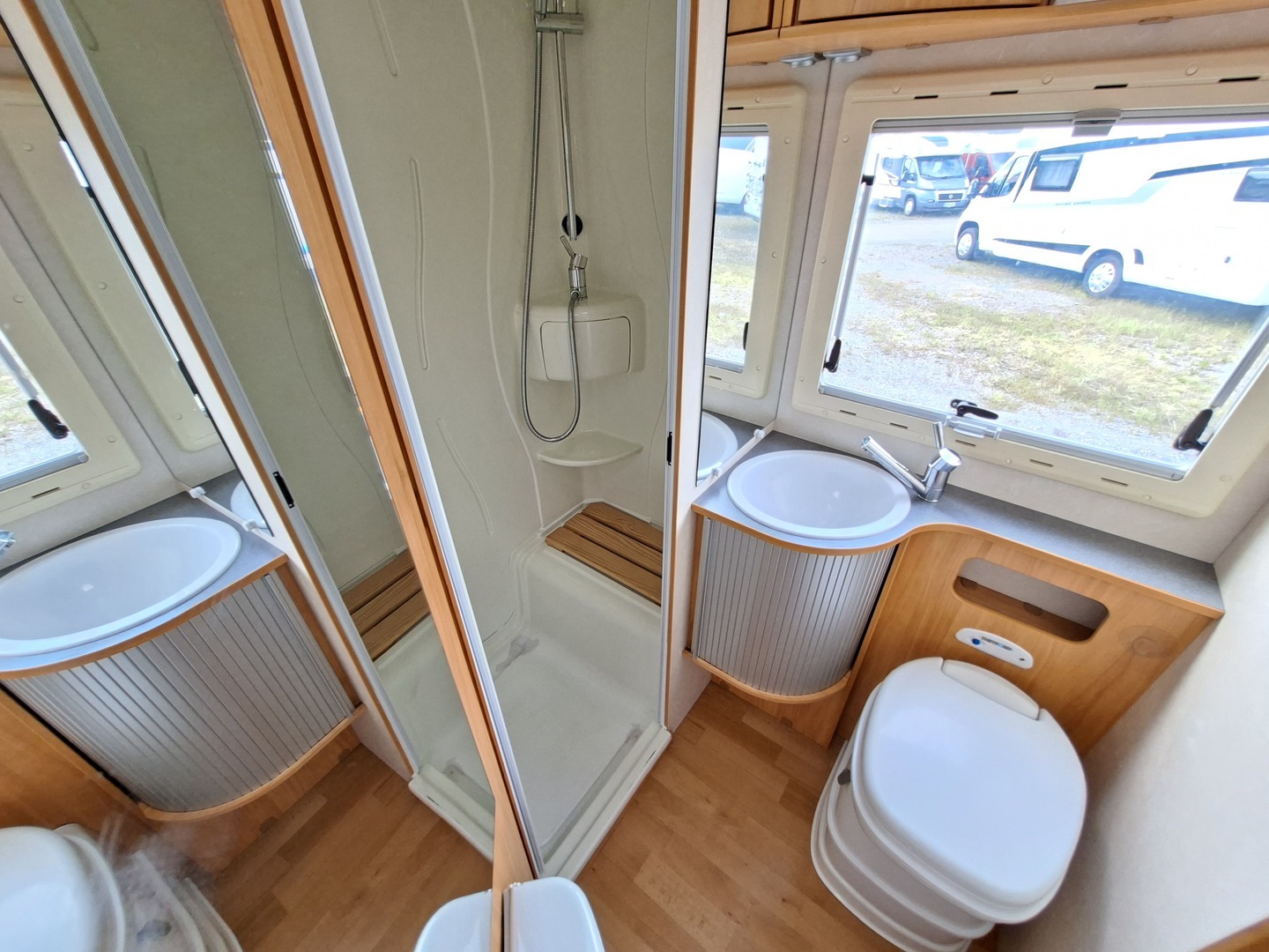 ADRIA Coral Plus 660 SL 2007