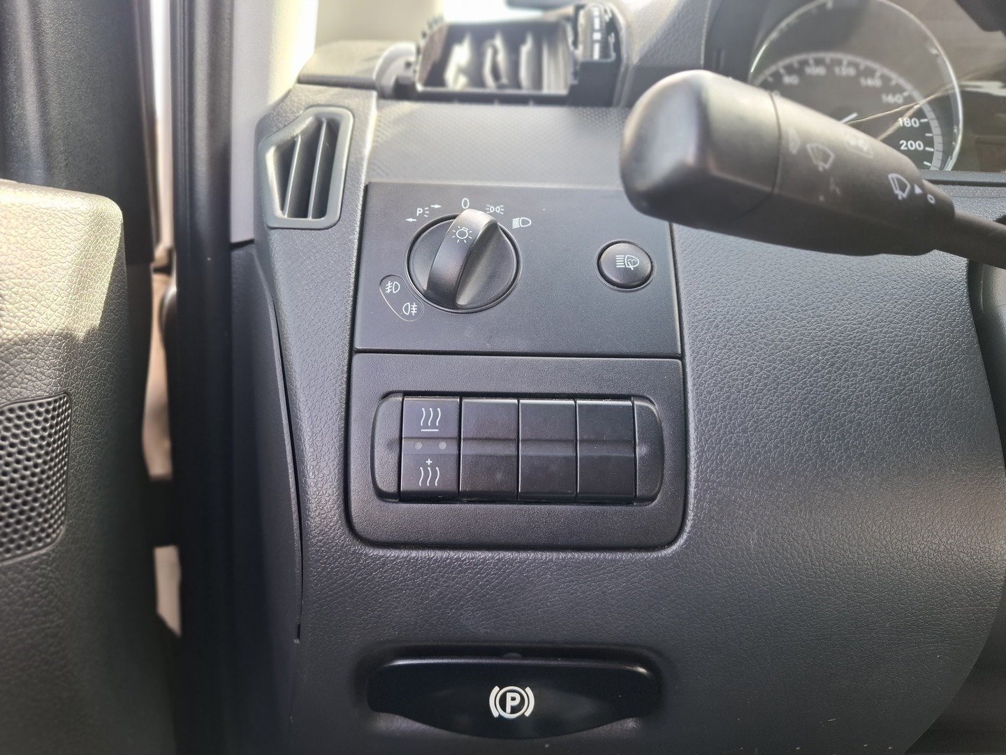 MERCEDES-BENZ Vito 2012