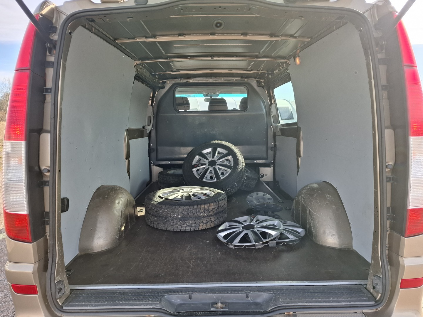 MERCEDES-BENZ Vito 2012