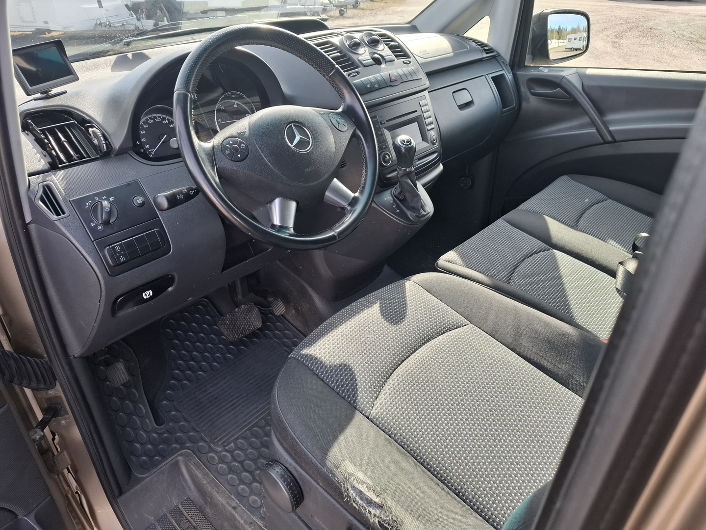 MERCEDES-BENZ Vito 2012