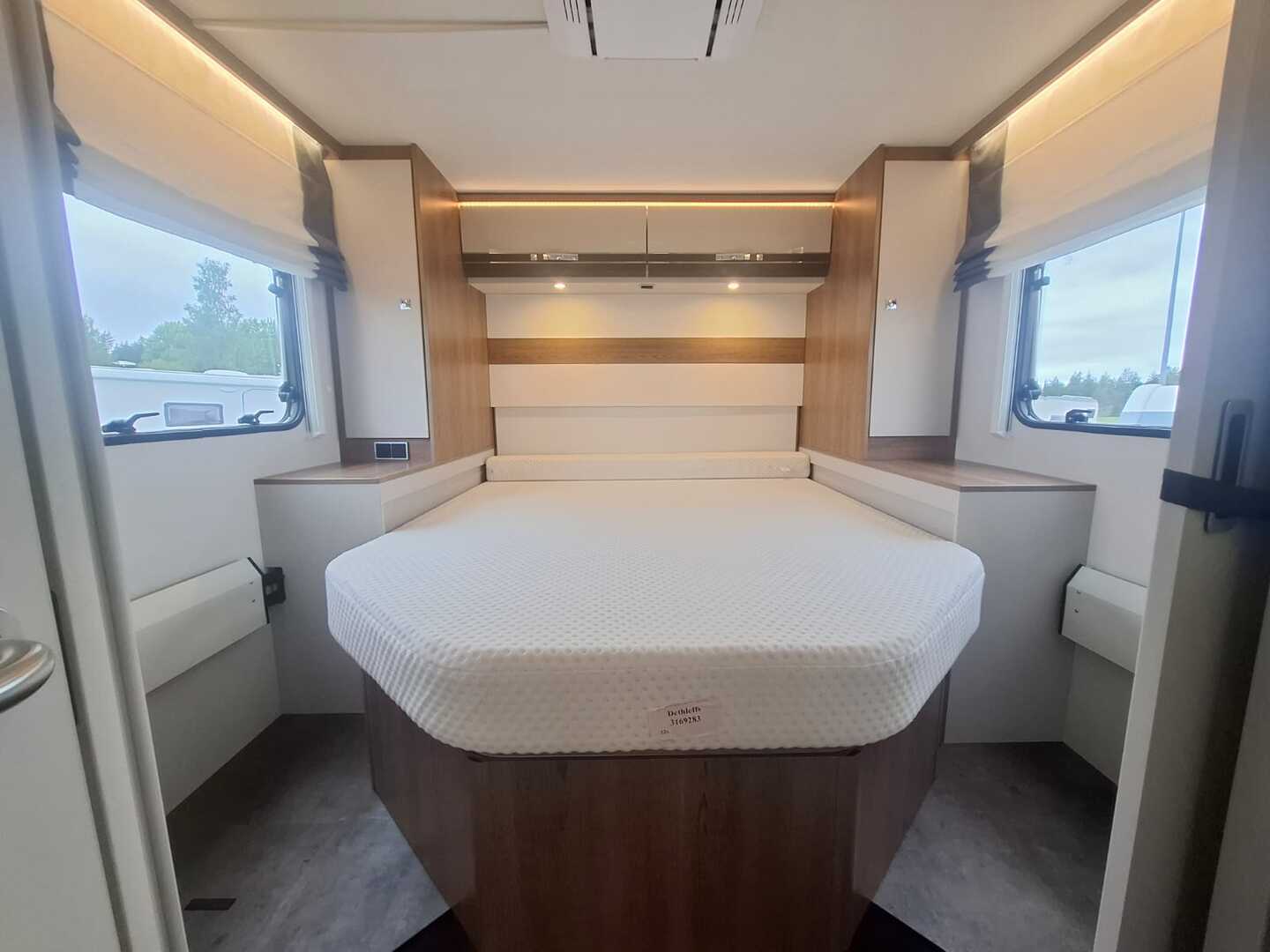 DETHLEFFS Trend T 7057 DBM EB 2024