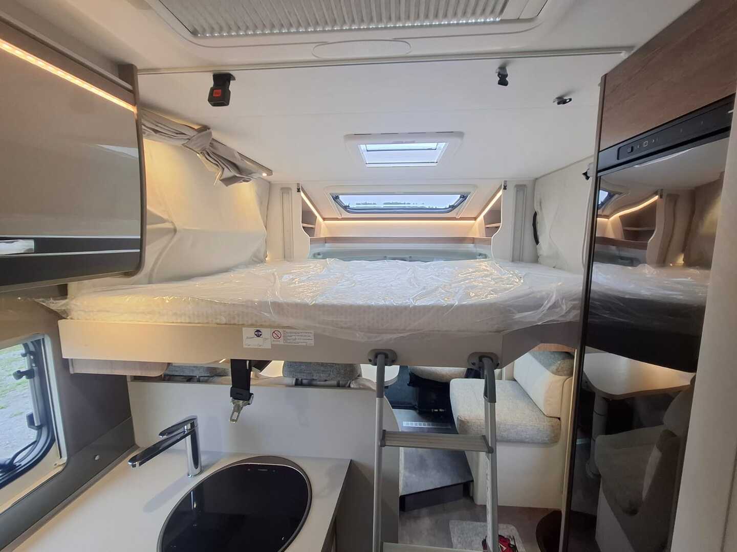 DETHLEFFS Trend T 7057 DBM EB 2024