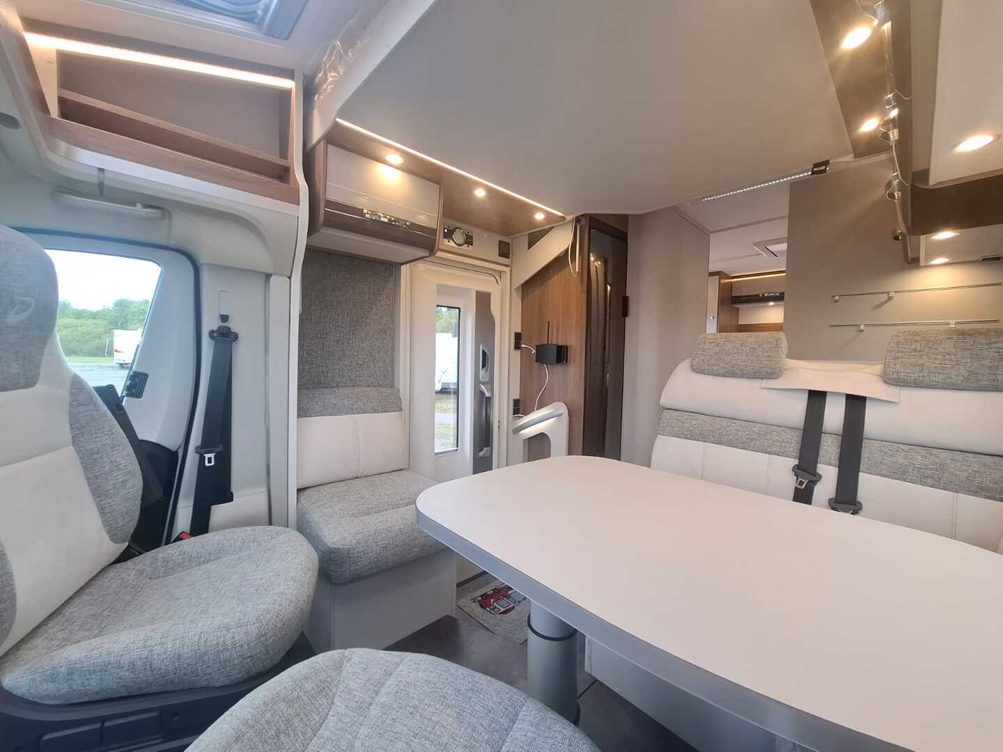 DETHLEFFS Trend T 7057 DBM EB 2024