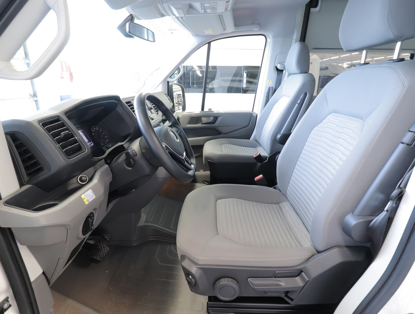 VOLKSWAGEN GRAND CALIFORNIA 600 2023