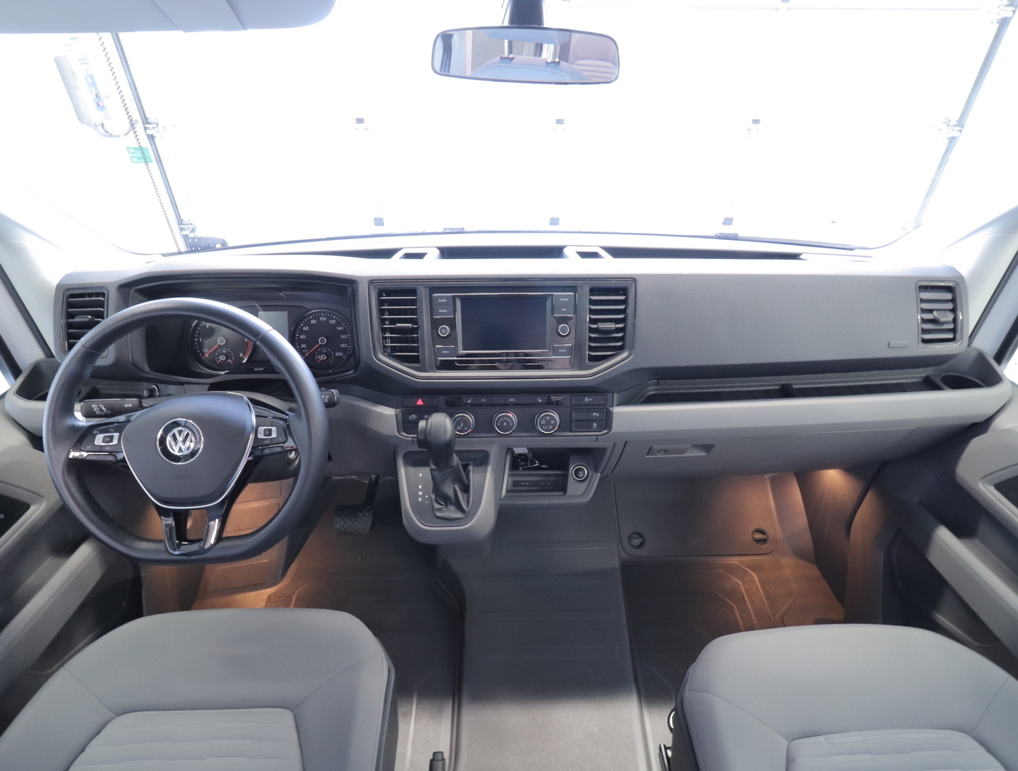 VOLKSWAGEN GRAND CALIFORNIA 600 2023