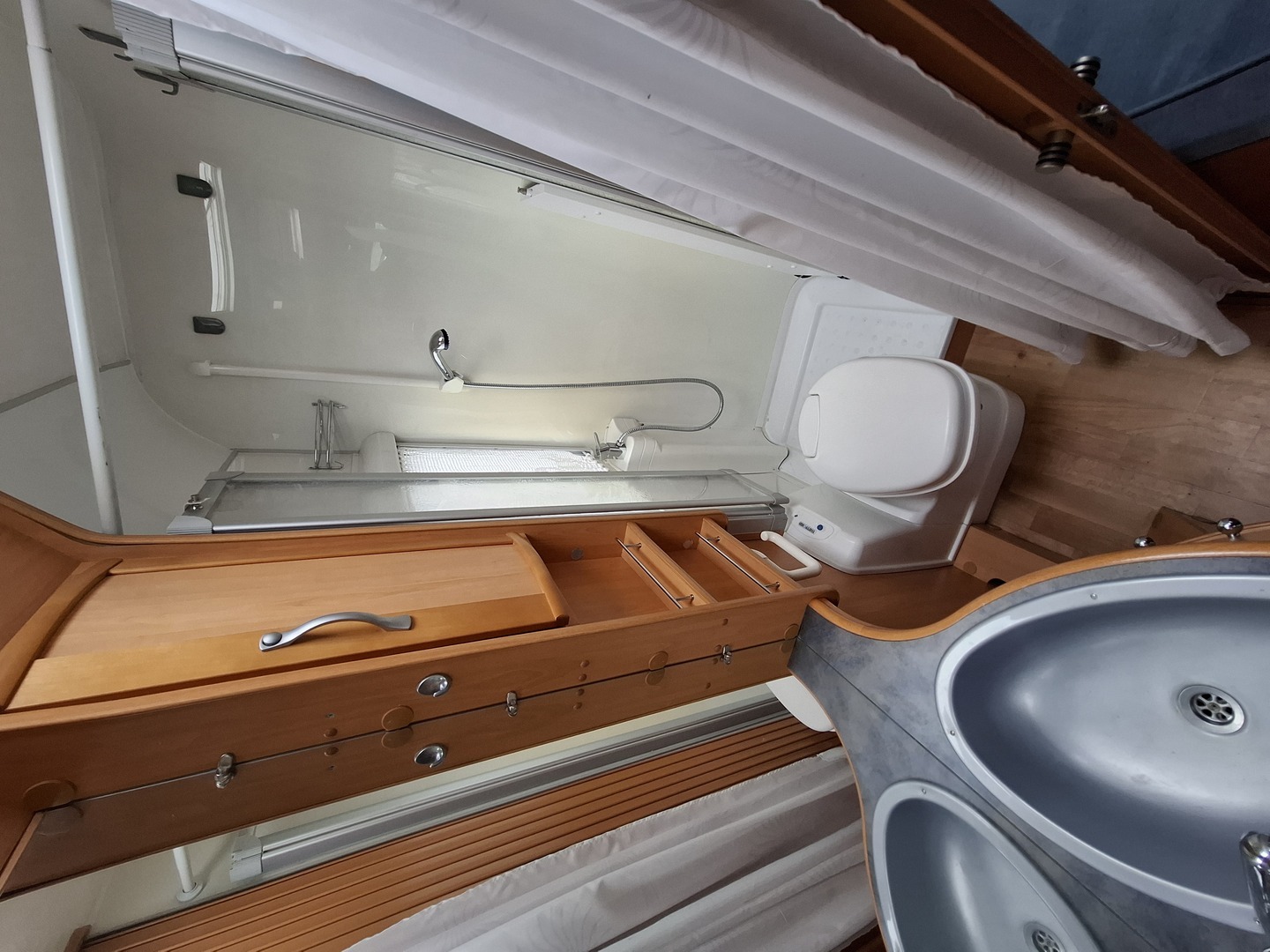 LMC Liberty TI 6000 2005