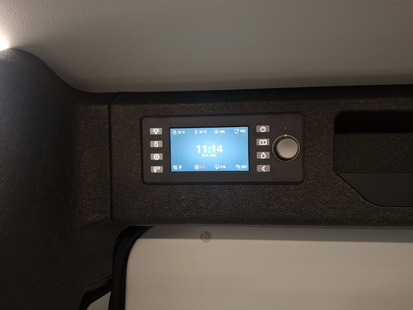 ADRIA TWIN 640 SGX 2025