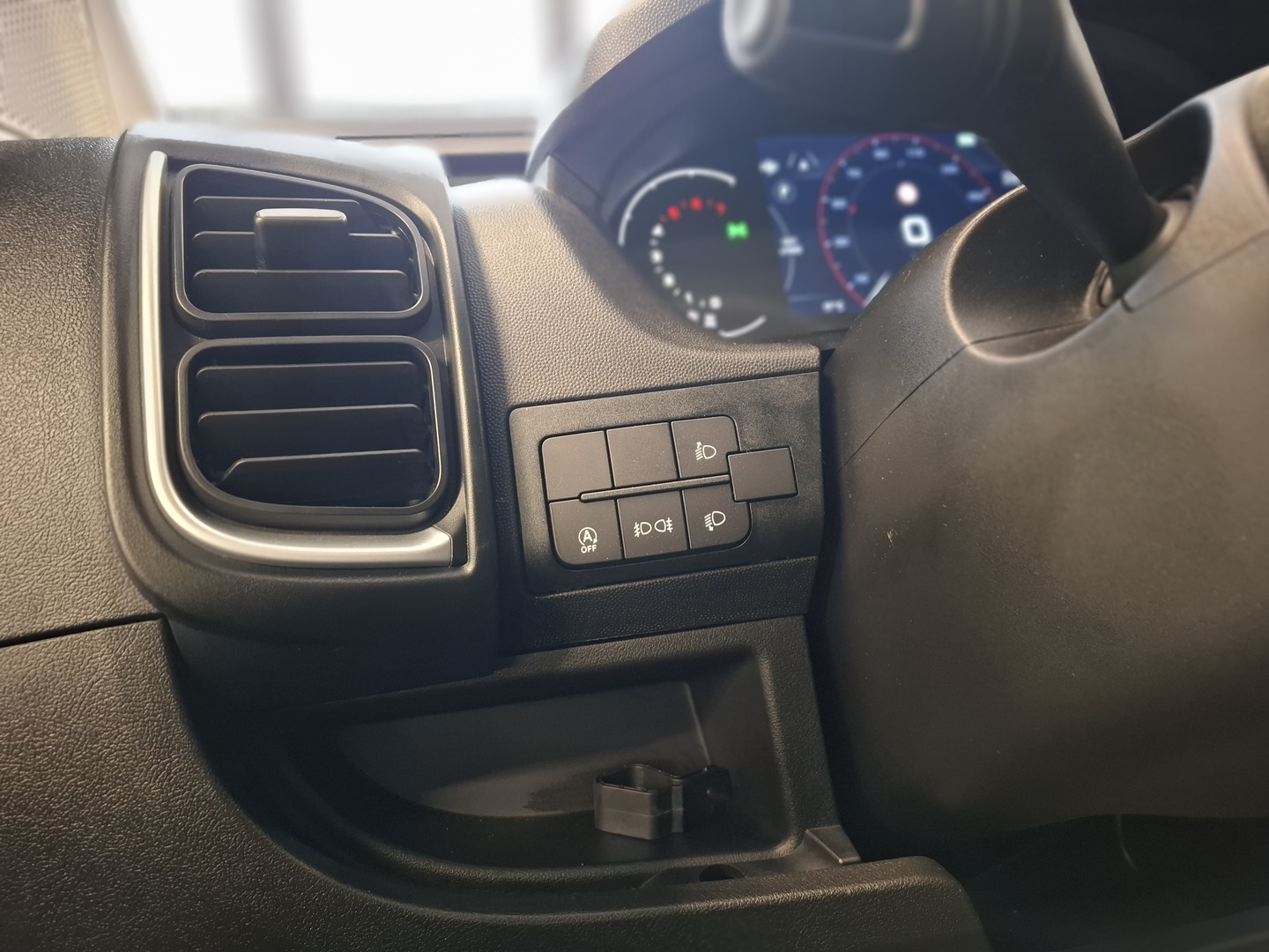 ADRIA TWIN 640 SGX 2025