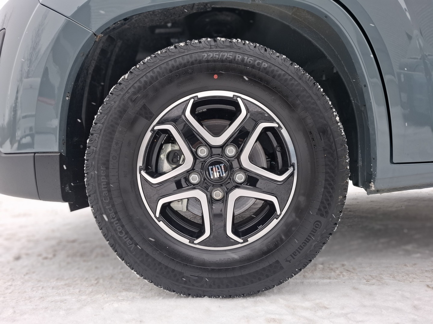 ADRIA TWIN 640 SGX 2025