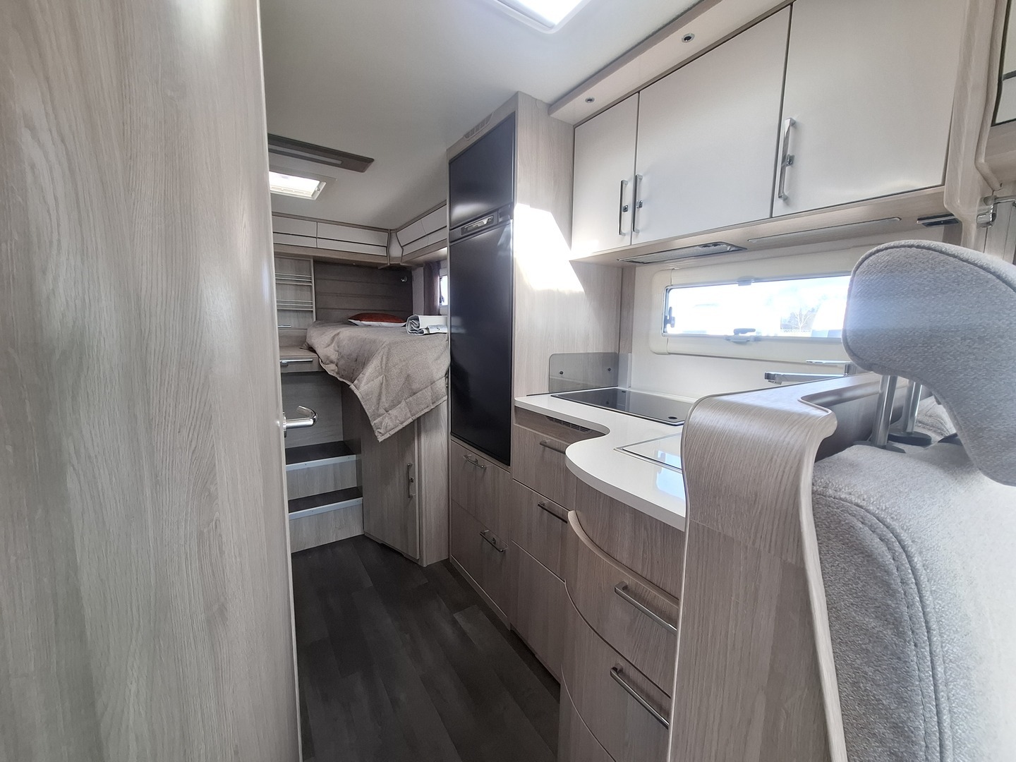 KABE Travel Master Classic 740 LGB 2026