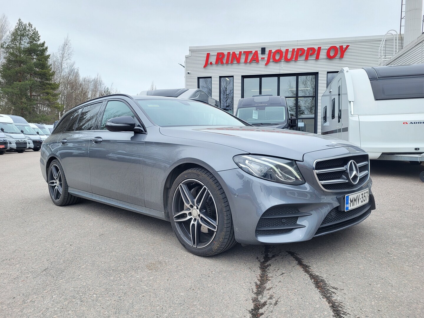MERCEDES-BENZ E 2017