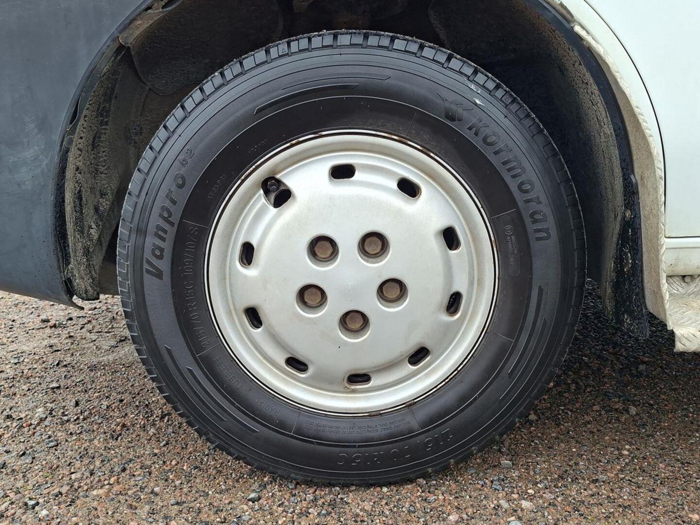 DETHLEFFS Advantage T6241 2002
