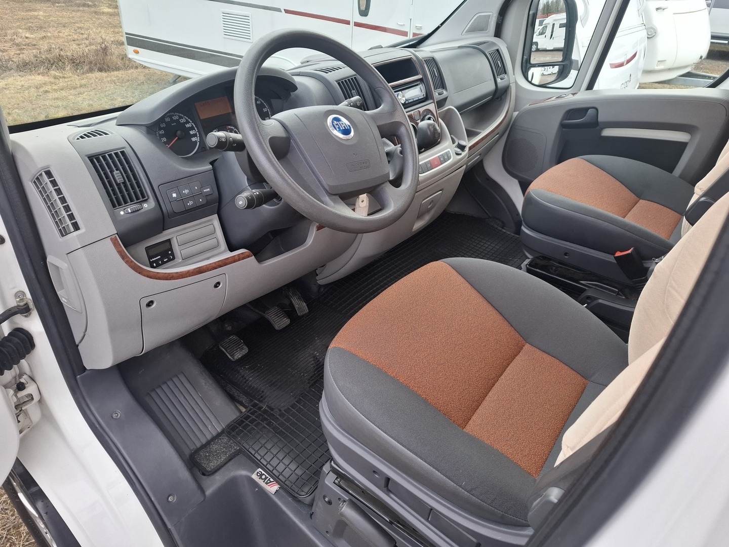 KABE Travel Master 750 WG 2007