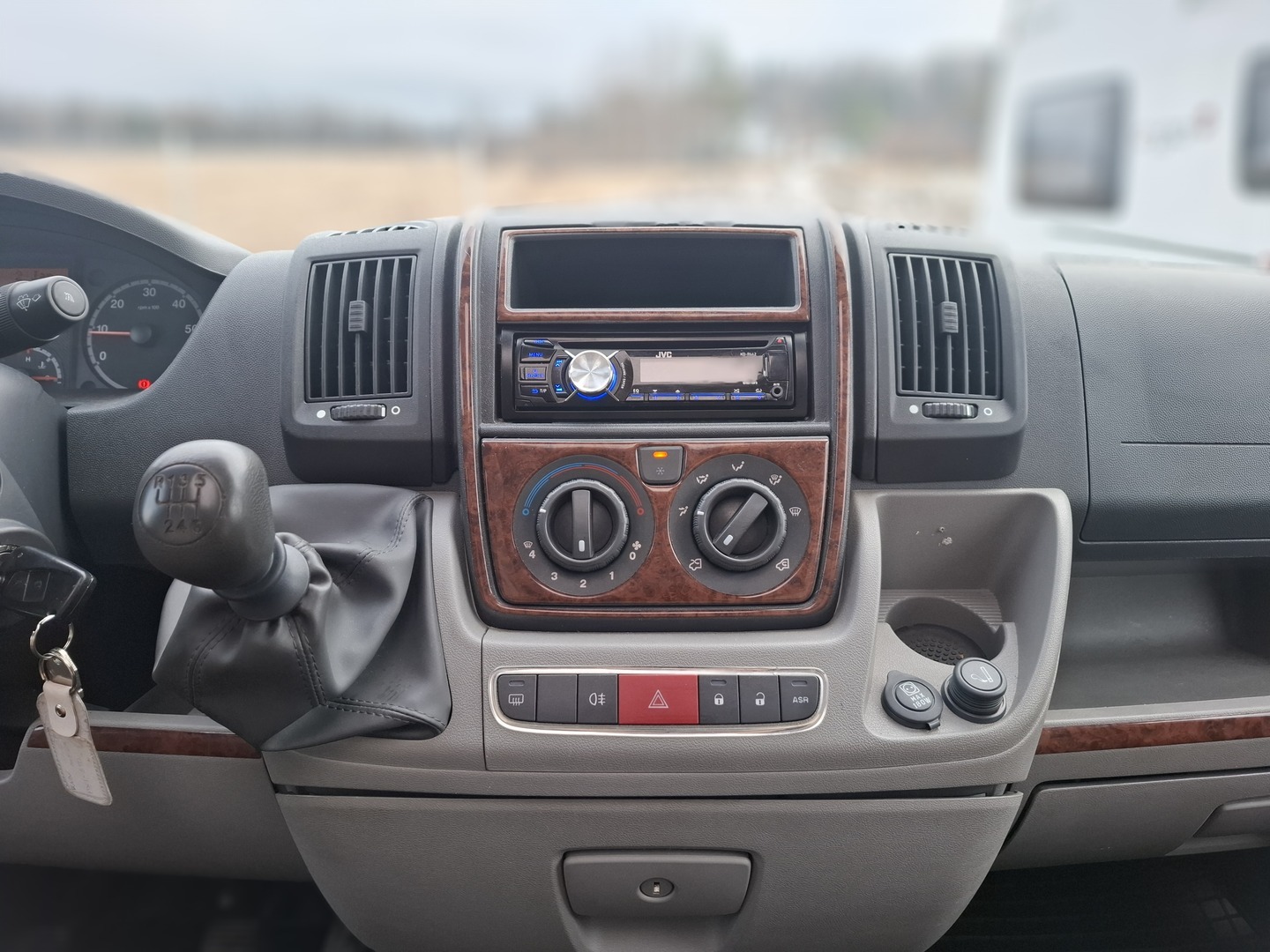 KABE Travel Master 750 WG 2007