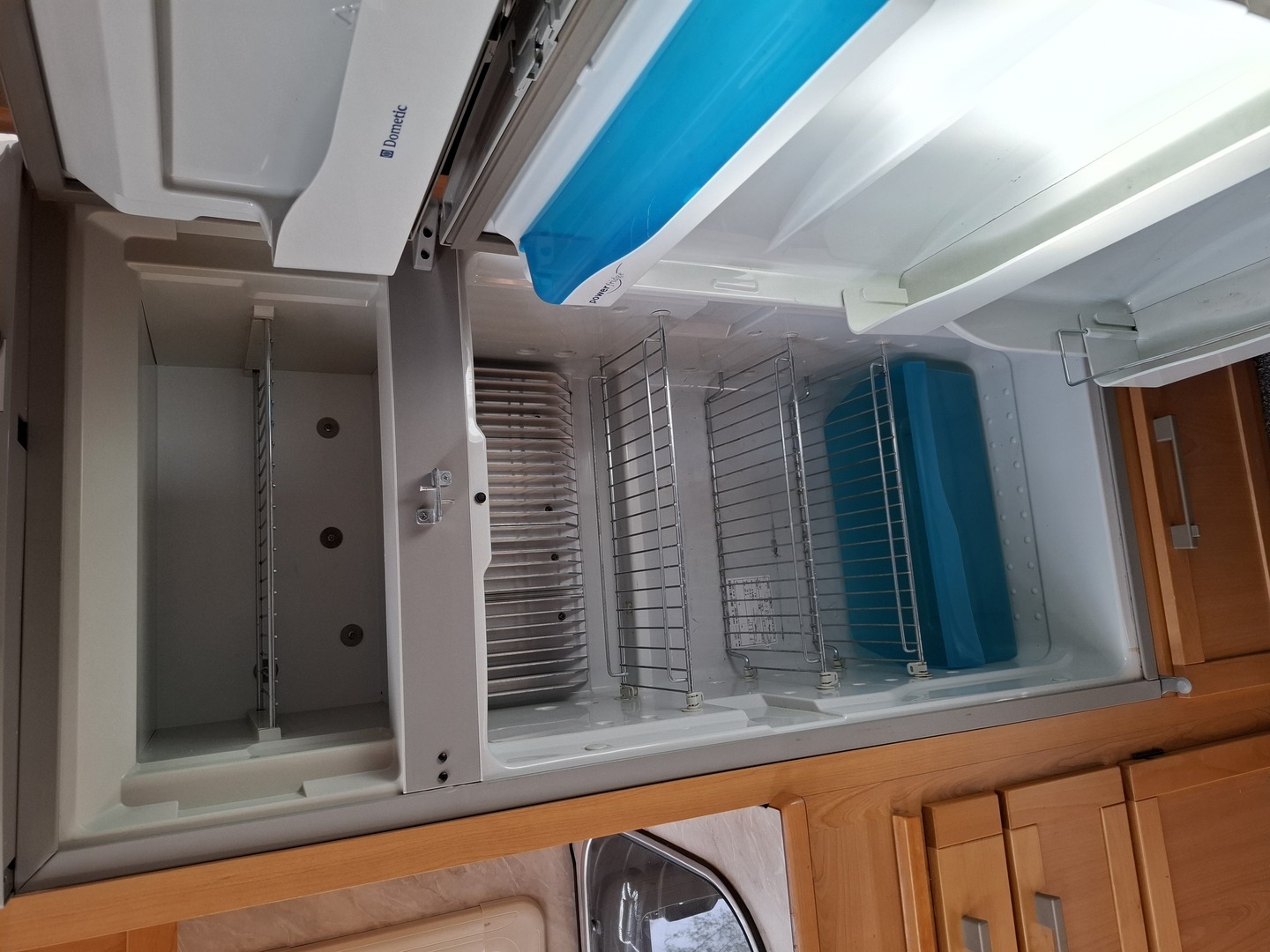 KABE Travel Master 750 WG 2007