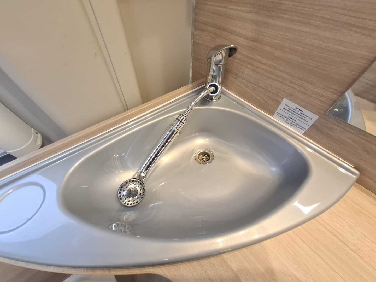 PÖSSL RoadCar VAN R 600 2020