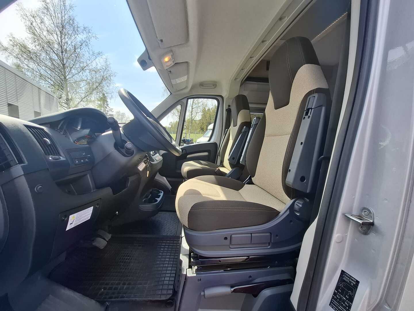 PÖSSL RoadCar VAN R 600 2020