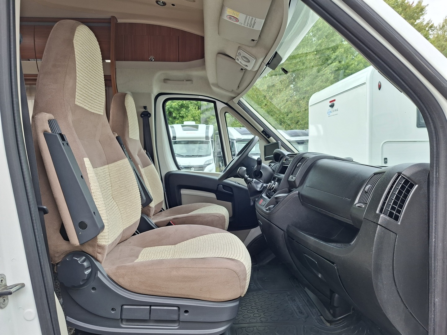 ADRIA Coral Plus S 670 SLT 2013