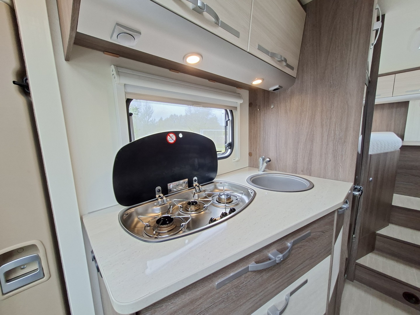BÜRSTNER Nexxo Time T 690 G 2016