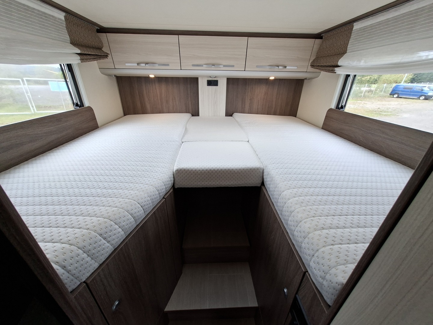 BÜRSTNER Nexxo Time T 690 G 2016